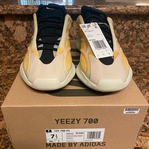 Brand new Yeezy 700 v3 in sunflower yellow!! Too small on me. Size 8/8.5 womens.